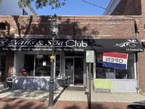 SOUTH SHORE BUSINESS REVIEW - nails spa club-exterior